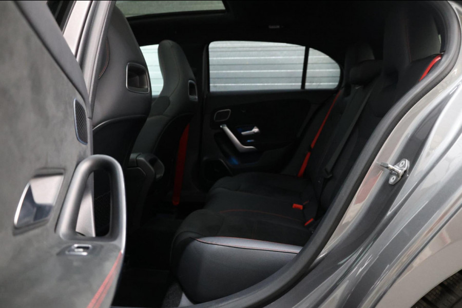 Mercedes-Benz A-Klasse AMG 35 4MATIC 306+PK MULTIBEAM/SFEER/VIRTUAL/PANO/LEER+S.VERWARMING/18"/360 CAM/ACC/ECC/12 MDN GARANTIE!