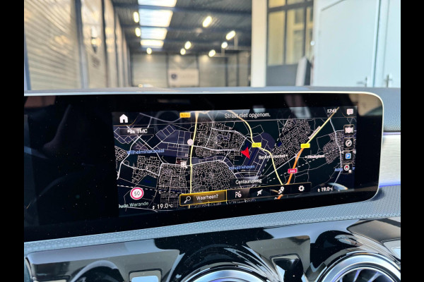 Mercedes-Benz A-Klasse AMG 35 4MATIC 306+PK MULTIBEAM/SFEER/VIRTUAL/PANO/LEER+S.VERWARMING/18"/360 CAM/ACC/ECC/12 MDN GARANTIE!