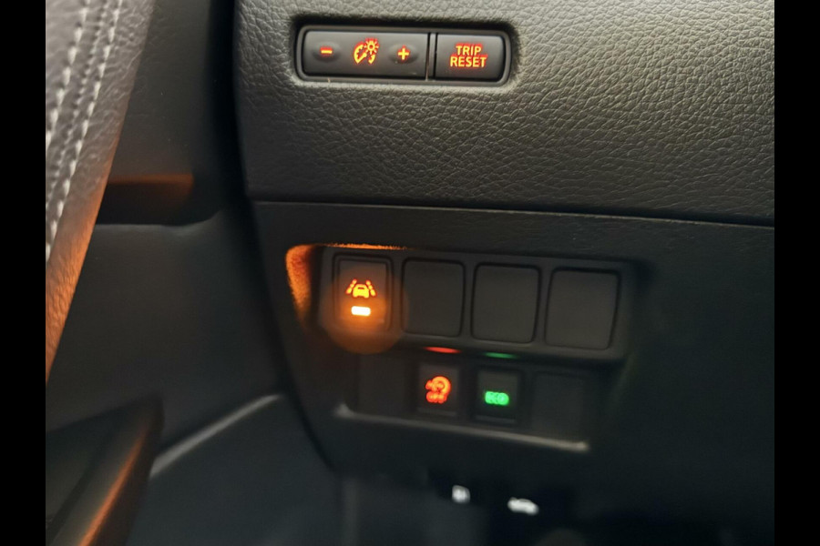 Nissan QASHQAI 1.3 DIG-T Tekna + Pano 360° CarPlay Leer NAP