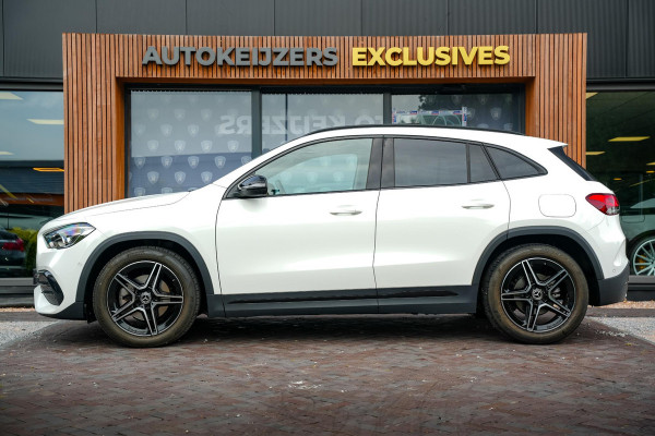 Mercedes-Benz GLA 200 AMG Line Panodak Ambient Stoelverw. Camera Cruise