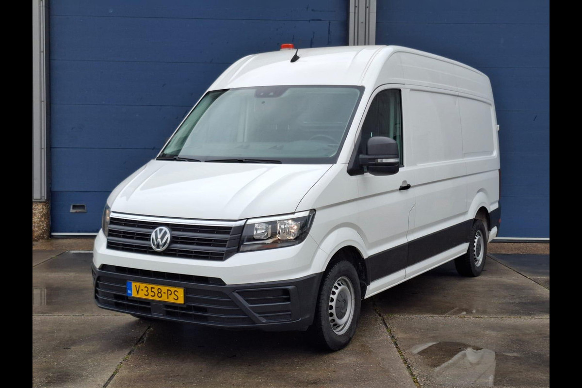 Volkswagen Crafter 35 2.0 TDI L3H3 Trendline AIRCO / CRUISE CONTROLE / CAMERA / EURO 6 / L2H2 Volkswagen Crafter 35 2.0 TDI L3H3 Trendline AIRCO / CRUISE CONTROLE / CAMERA / EURO 6 / L2H2