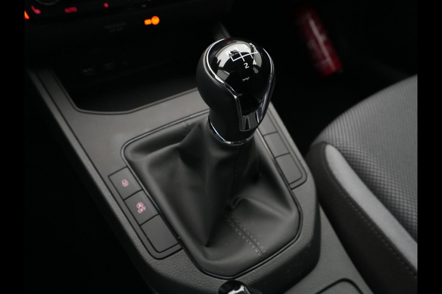Seat Ibiza 1.0 TSI 95pk Style Signature Navigatie Stoelverwarming Clima 336