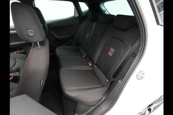 Seat Ibiza 1.0 TSI 95pk FR Business Intense Navigatie Camera Clima Led Carplay 244