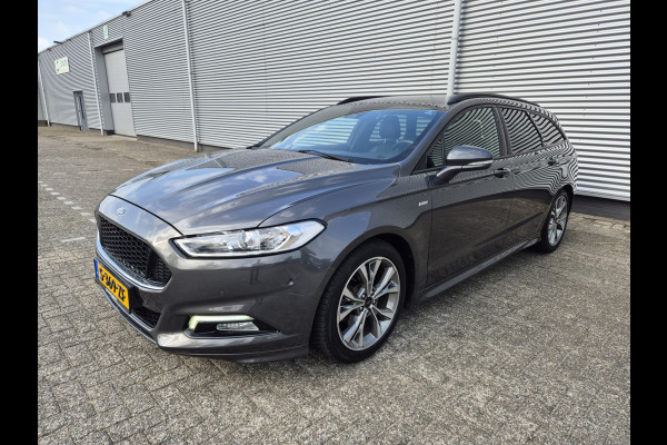 Ford Mondeo Wagon 1.5 ST Line Automaat, airco,cruise,stoelverwarming,navigatie,achteruitrijcamera,parkeersensoren,