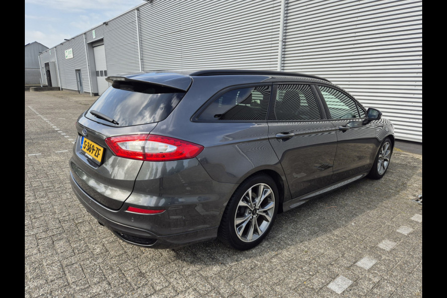 Ford Mondeo Wagon 1.5 ST Line Automaat, airco,cruise,stoelverwarming,navigatie,achteruitrijcamera,parkeersensoren,