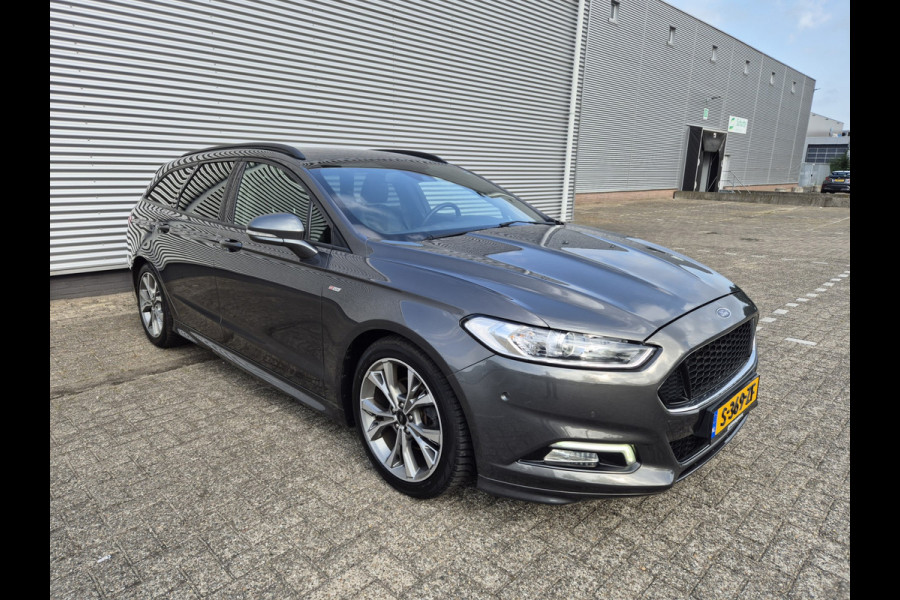 Ford Mondeo Wagon 1.5 ST Line Automaat, airco,cruise,stoelverwarming,navigatie,achteruitrijcamera,parkeersensoren,