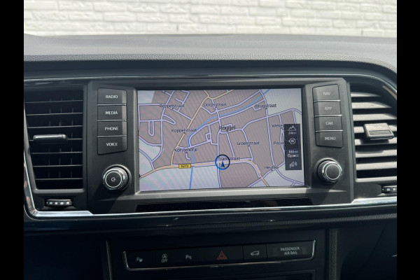Seat Ateca 1.5 TSI Style Automaat Trekhaak Navigatie Cruise Clima Led Stoelverwarming