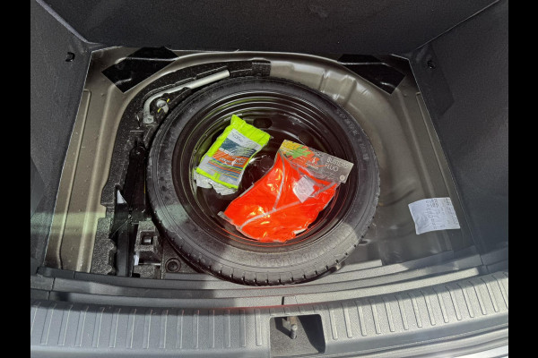 Seat Ateca 1.5 TSI Style Automaat Trekhaak Navigatie Cruise Clima Led Stoelverwarming