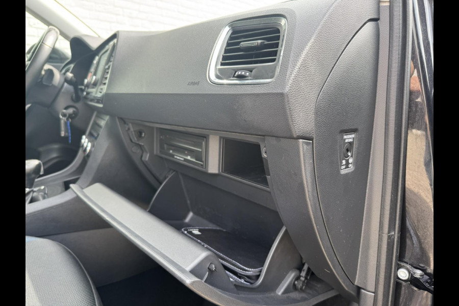 Seat Ateca 1.5 TSI Style Automaat Trekhaak Navigatie Cruise Clima Led Stoelverwarming