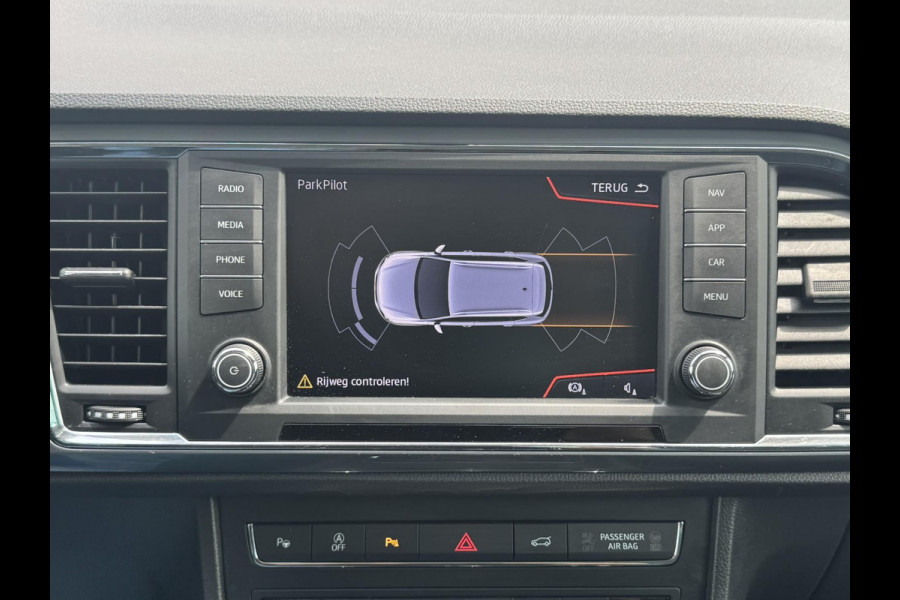 Seat Ateca 1.5 TSI Style Automaat Trekhaak Navigatie Cruise Clima Led Stoelverwarming