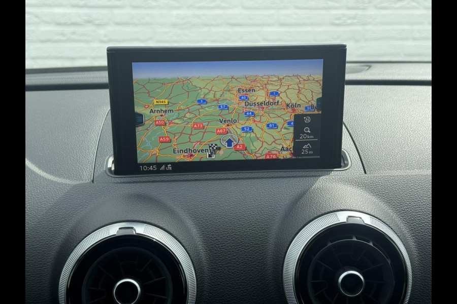 Audi A3 Sportback 30 TFSI Automaat Navigatie Pdc Cruise Airco Led incl BTW