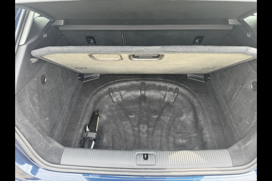 Audi A3 Sportback 30 TFSI Automaat Navigatie Pdc Cruise Airco Led incl BTW
