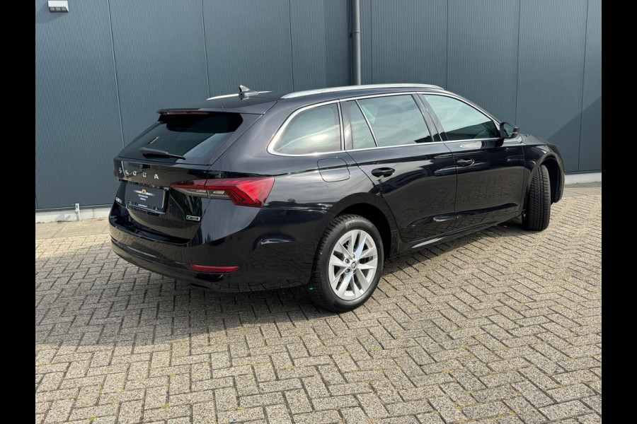 Škoda Octavia Combi 1.5 TSI * Sideassistent * Visueel Cockpit * Leder *