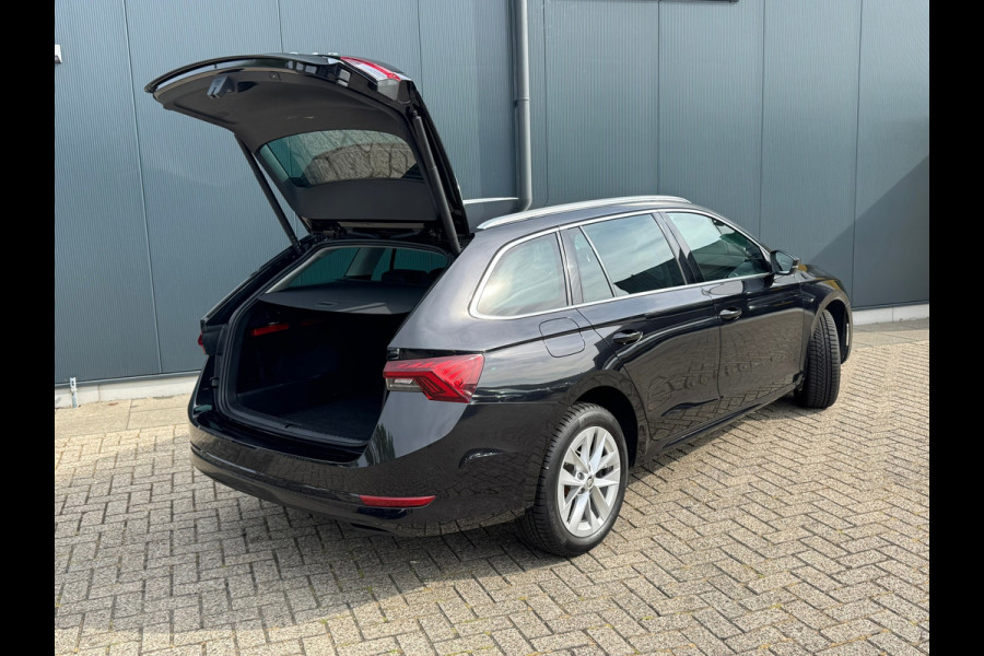 Škoda Octavia Combi 1.5 TSI * Sideassistent * Visueel Cockpit * Leder *