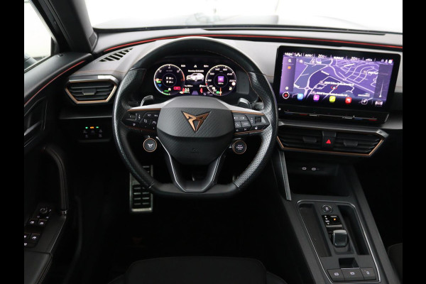 CUPRA Formentor 1.4 e-Hybrid VZ | 245pk | Stoel & stuurverwarming | 360 camera | Carplay | Adaptive cruise | Navigatie | Sfeerverlichting | Memory | Full LED | Keyless