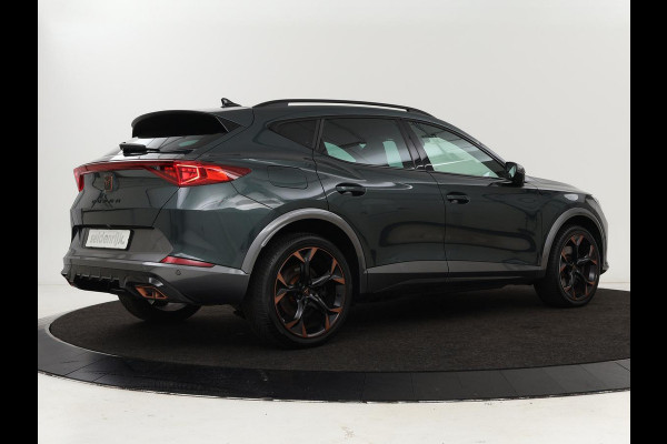 CUPRA Formentor 1.4 e-Hybrid VZ | 245pk | Stoel & stuurverwarming | 360 camera | Carplay | Adaptive cruise | Navigatie | Sfeerverlichting | Memory | Full LED | Keyless