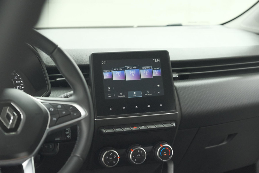 Renault Clio TCe 90 Equilibre | Parkeersensoren | Apple Carplay | Cruise Control