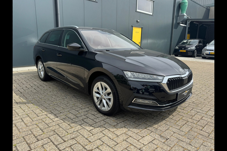 Škoda Octavia Combi 1.5 TSI * Sideassistent * Visueel Cockpit * Leder *