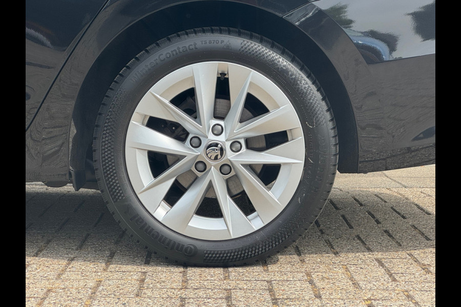 Škoda Octavia Combi 1.5 TSI * Sideassistent * Visueel Cockpit * Leder *