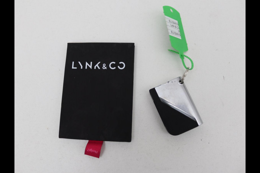 Lynk & Co 01 1.5 Plug In | Panoramadak | Infinity by Harman | 360 camera | Adaptive cruise | Stoelverwarming | Carplay | Memory | Full LED