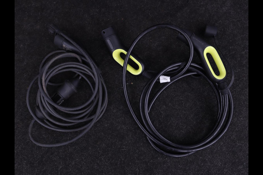 Lynk & Co 01 1.5 Plug In | Panoramadak | Infinity by Harman | 360 camera | Adaptive cruise | Stoelverwarming | Carplay | Memory | Full LED