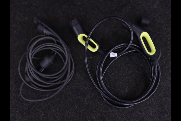 Lynk & Co 01 1.5 Plug In | Panoramadak | Infinity by Harman | 360 camera | Adaptive cruise | Stoelverwarming | Carplay | Memory | Full LED
