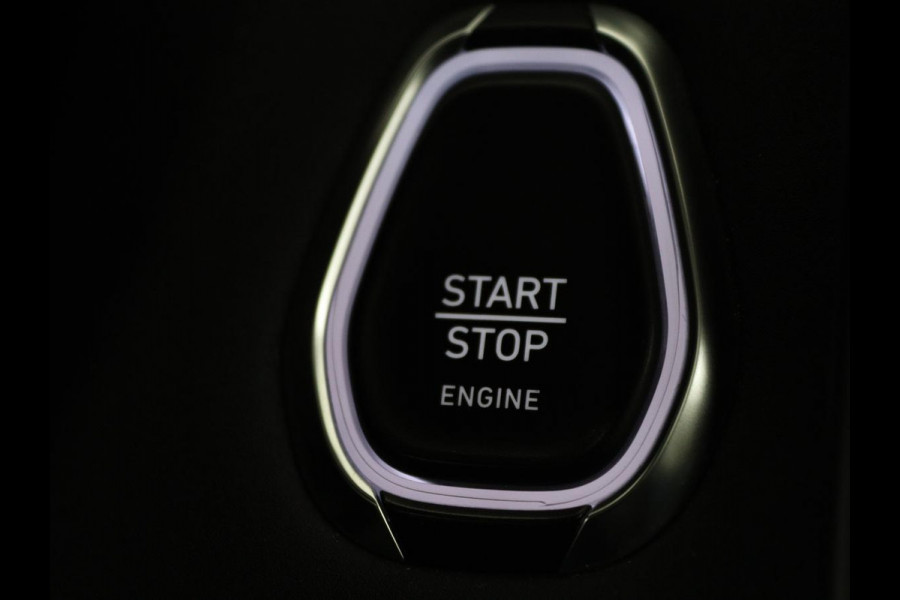 Lynk & Co 01 1.5 Plug In | Panoramadak | Infinity by Harman | 360 camera | Adaptive cruise | Stoelverwarming | Carplay | Memory | Full LED