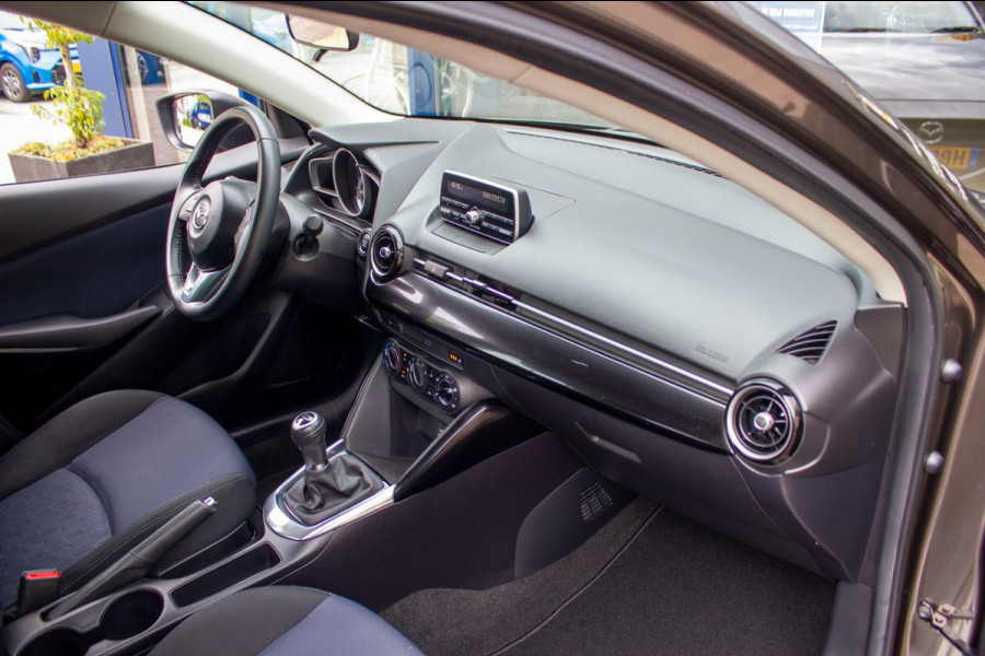 Mazda 2 1.5 Skyactiv-G S | Prijs rijklaar incl. 12 mnd garantie | Stoelverwarming Cruise Pdc Airco BT