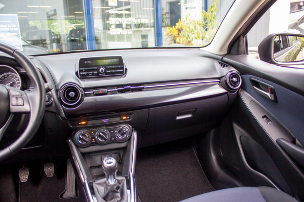 Mazda 2 1.5 Skyactiv-G S | Prijs rijklaar incl. 12 mnd garantie | Stoelverwarming Cruise Pdc Airco BT