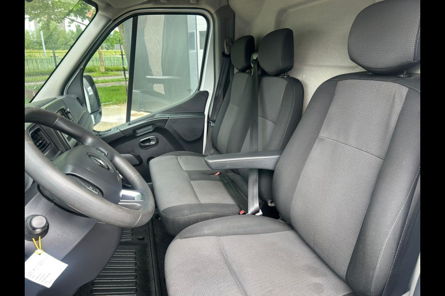Renault Master T35 2.3 dCi 180 L2H3 Energy