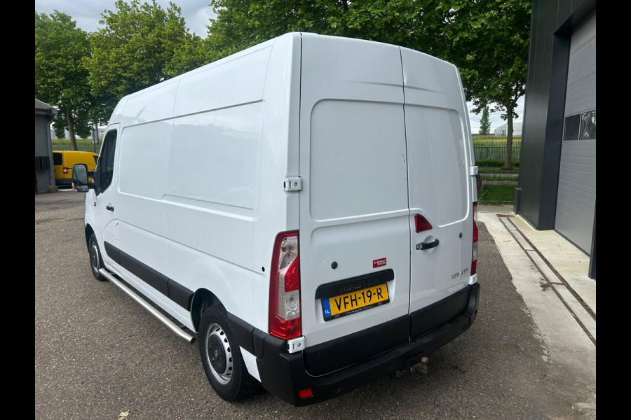Renault Master T35 2.3 dCi 180 L2H3 Energy