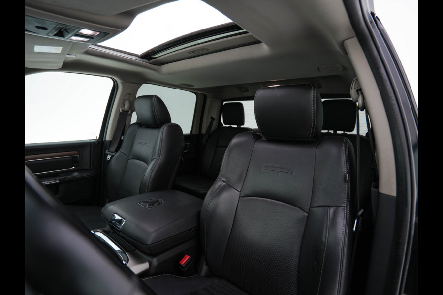 Dodge Ram 1500 5.7 V8 HEMI LARAMIE Quad-Cab 6'4 [ 5-Pers. ] Aut. *PANO | LUXURY-LEATHER | MEMORY-PACK | ALPINE-SOUNDSYSTEM | CAMERA | NAVI-FULLMAP | HEATED-COOLED-COMFORTSEATS| TOWBAR | 20''ALU*