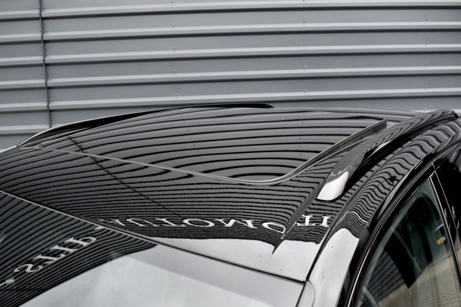 Porsche Cayenne 3.0 E-Hybrid 462pk | Panoramadak | 22'' Velgen | Matrix PDLS+ | Massage Stoelen | Trekhaak wegklapbaar | Bose |