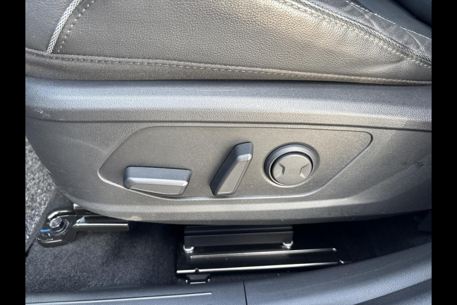 Hyundai Tucson 1.6 T-GDI HEV Premium | zwart dak | volleder | trekhaak