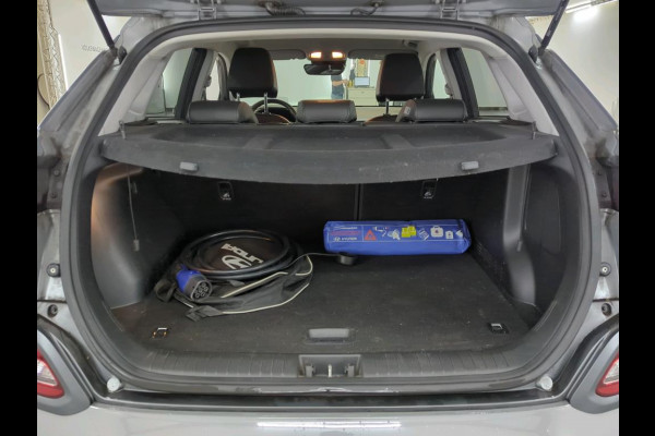 Hyundai Kona EV Premium 64 kWh NL AUTO | CAMERA | STOELKOELING | STOELVERW | ! 2DE PINKSTERDAG GEOPEND VAN 10:00 UUR T/M 17:00 UUR