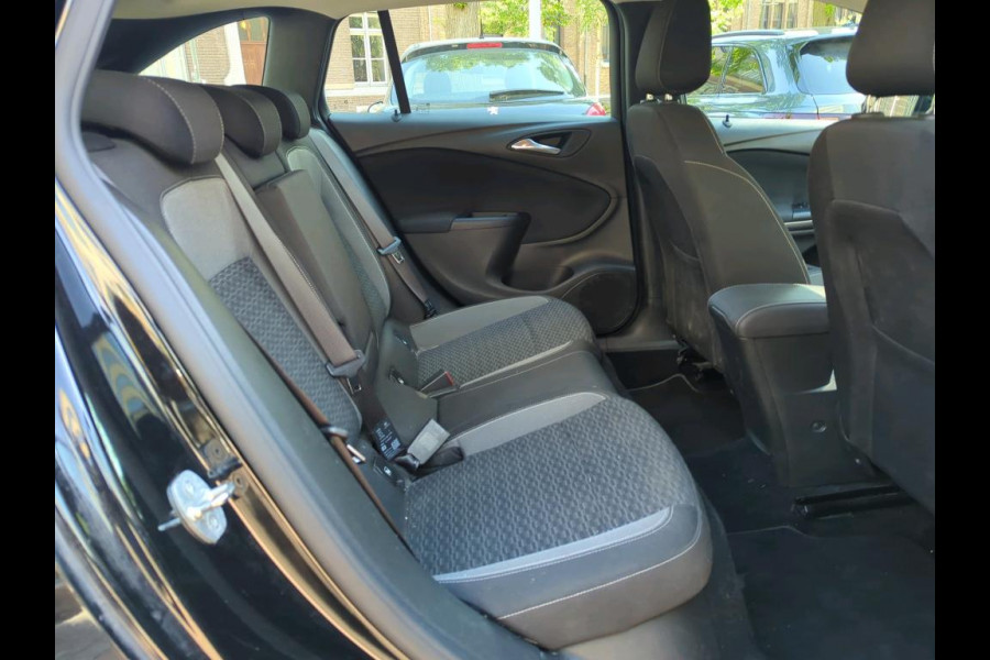 Opel Astra Sports Tourer 1.2 Edition N L AUTP | CAMERA | CARPLAY | VELGEN ! 2DE PINKSTERDAG GEOPEND VAN 10:00 UUR T/M 17:00 UUR