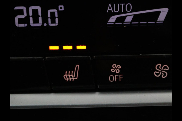 BMW 5 Serie 530e Business Edition Plus | LaserLight | Leder | Stoelverwarming | Carplay | Live Cockpit | Navigatie | Memory | Parkeerhulp | Climate control