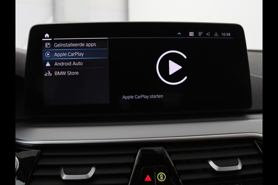 BMW 5 Serie 530e Business Edition Plus | LaserLight | Leder | Stoelverwarming | Carplay | Live Cockpit | Navigatie | Memory | Parkeerhulp | Climate control