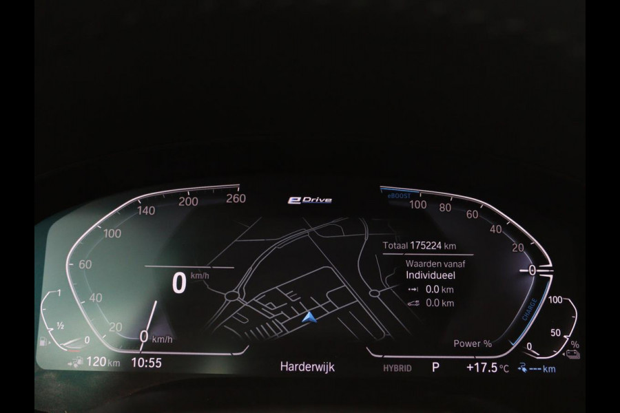BMW 5 Serie 530e Business Edition Plus | LaserLight | Leder | Stoelverwarming | Carplay | Live Cockpit | Navigatie | Memory | Parkeerhulp | Climate control