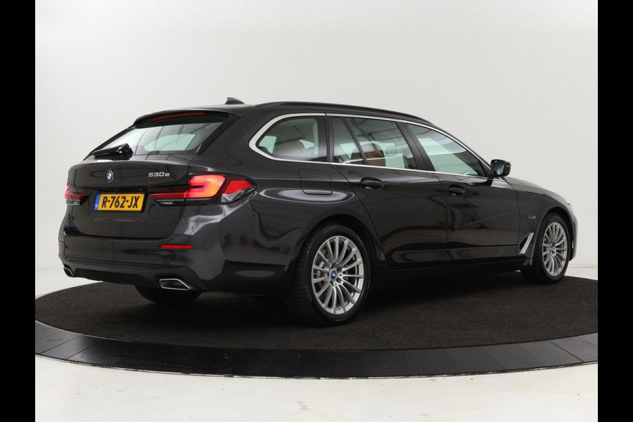 BMW 5 Serie 530e Business Edition Plus | LaserLight | Leder | Stoelverwarming | Carplay | Live Cockpit | Navigatie | Memory | Parkeerhulp | Climate control