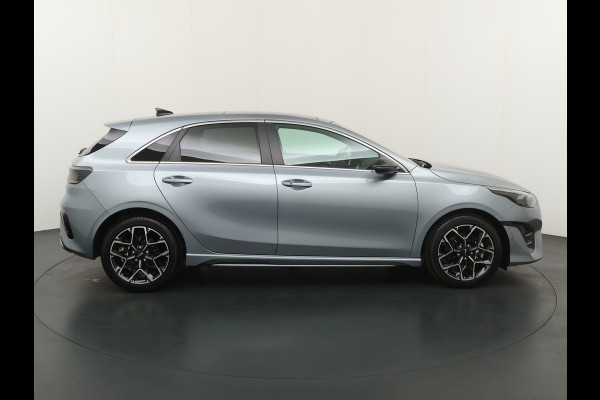Kia Ceed 1.5 T-GDi GT-Line - Cruise Control - Climate Control - Navigatie - Stoel/Stuurverwarming - Fabrieksgarantie Tot 2032