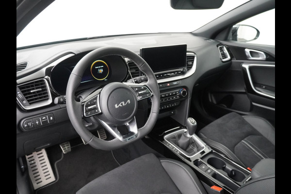 Kia Ceed 1.5 T-GDi GT-Line - Cruise Control - Climate Control - Navigatie - Stoel/Stuurverwarming - Fabrieksgarantie Tot 2032