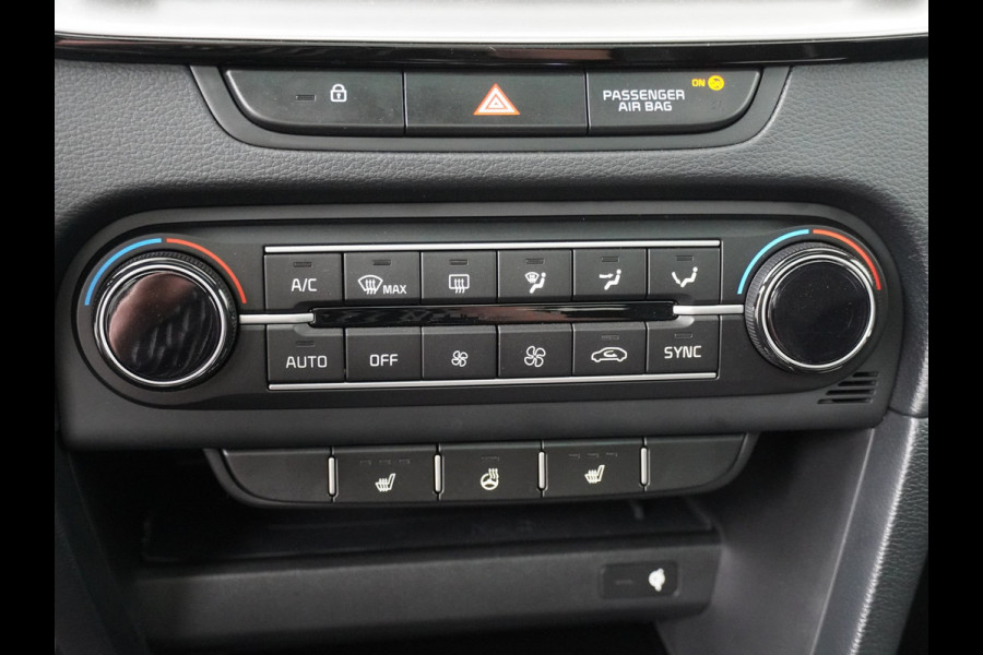 Kia Ceed 1.5 T-GDi GT-Line - Cruise Control - Climate Control - Navigatie - Stoel/Stuurverwarming - Fabrieksgarantie Tot 2032