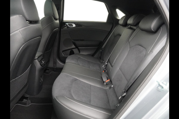 Kia Ceed 1.5 T-GDi GT-Line - Cruise Control - Climate Control - Navigatie - Stoel/Stuurverwarming - Fabrieksgarantie Tot 2032