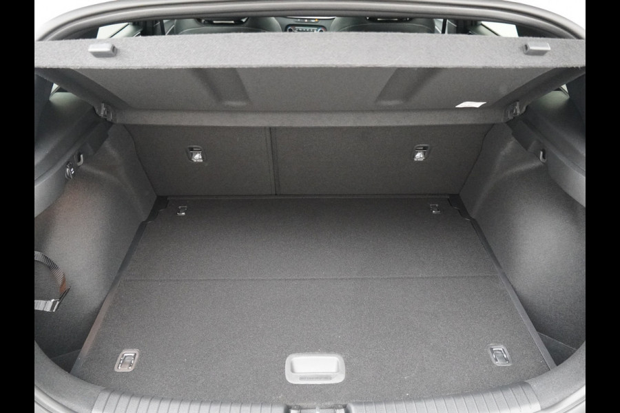 Kia Ceed 1.5 T-GDi GT-Line - Cruise Control - Climate Control - Navigatie - Stoel/Stuurverwarming - Fabrieksgarantie Tot 2032