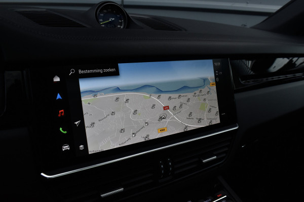 Porsche Cayenne Coupé (8-7 beschikbaar) 3.0 E-Hybrid 462pk Sport Design | Panoramadak | 22'' Velgen | ACC | Head-Up | Bose | Sportchrono | Leder Dashbord |