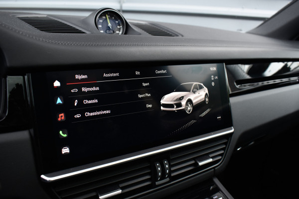 Porsche Cayenne Coupé (8-7 beschikbaar) 3.0 E-Hybrid 462pk Sport Design | Panoramadak | 22'' Velgen | ACC | Head-Up | Bose | Sportchrono | Leder Dashbord |