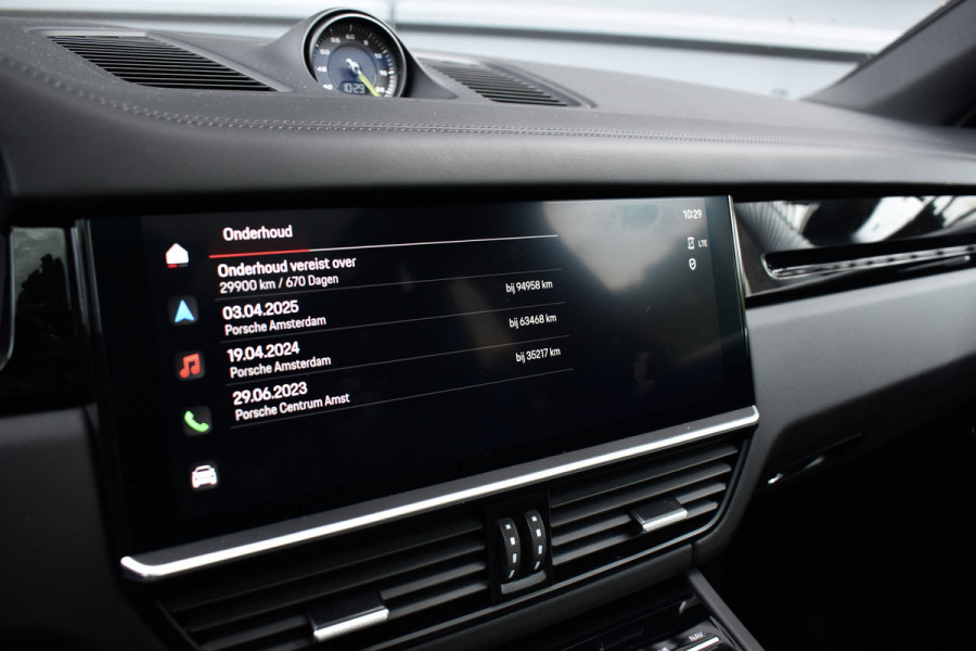 Porsche Cayenne Coupé (8-7 beschikbaar) 3.0 E-Hybrid 462pk Sport Design | Panoramadak | 22'' Velgen | ACC | Head-Up | Bose | Sportchrono | Leder Dashbord |