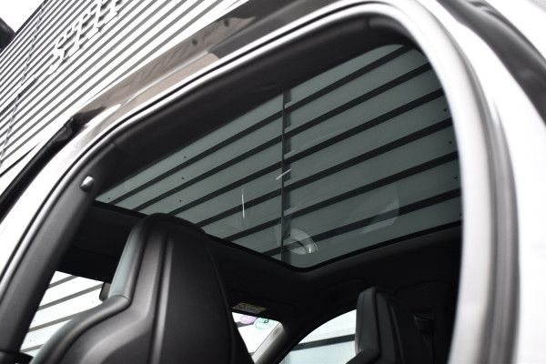 Porsche Cayenne Coupé (8-7 beschikbaar) 3.0 E-Hybrid 462pk Sport Design | Panoramadak | 22'' Velgen | ACC | Head-Up | Bose | Sportchrono | Leder Dashbord |