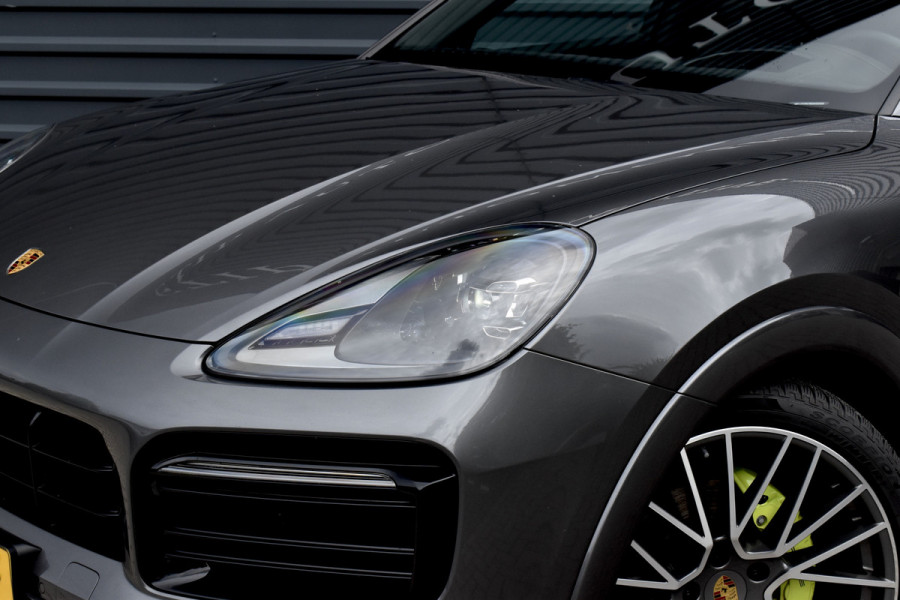 Porsche Cayenne Coupé (8-7 beschikbaar) 3.0 E-Hybrid 462pk Sport Design | Panoramadak | 22'' Velgen | ACC | Head-Up | Bose | Sportchrono | Leder Dashbord |